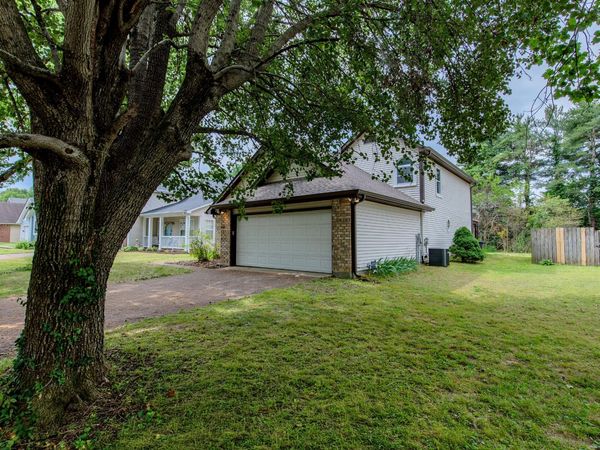 2632 Paddle Wheel Dr, Nashville, TN 37214