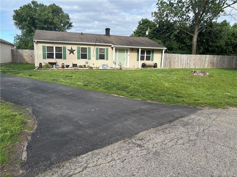 940 Carolyn Court, Carlisle, OH 45005 Photo 1