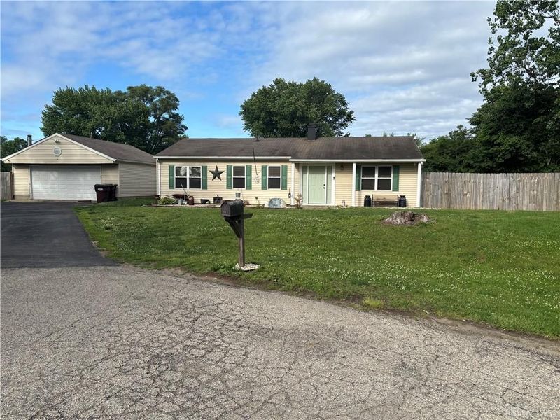940 Carolyn Court, Carlisle, OH 45005 Photo 2