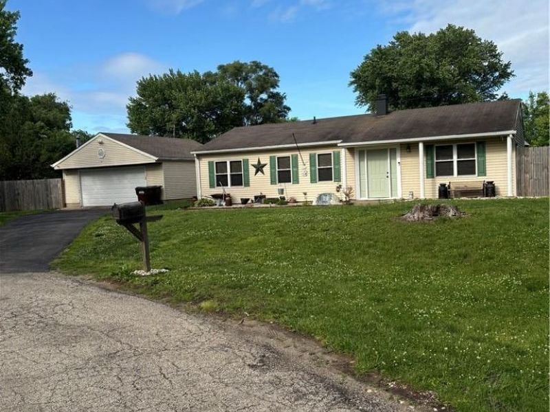 940 Carolyn Court, Carlisle, OH 45005 Photo 3