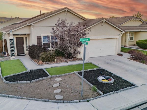 1708 Little Oak Court, Fernley, NV 89408
