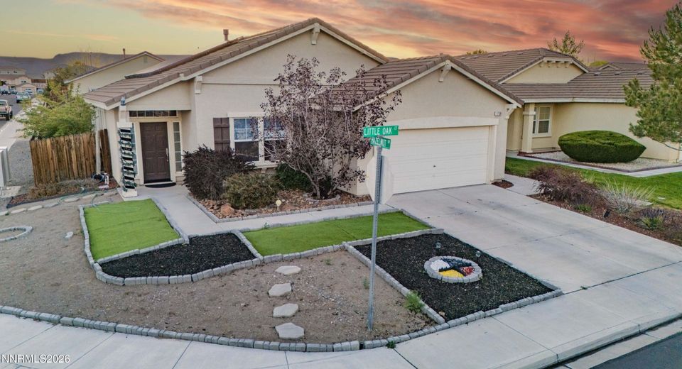 1708 Little Oak Court, Fernley, NV 89408 Photo