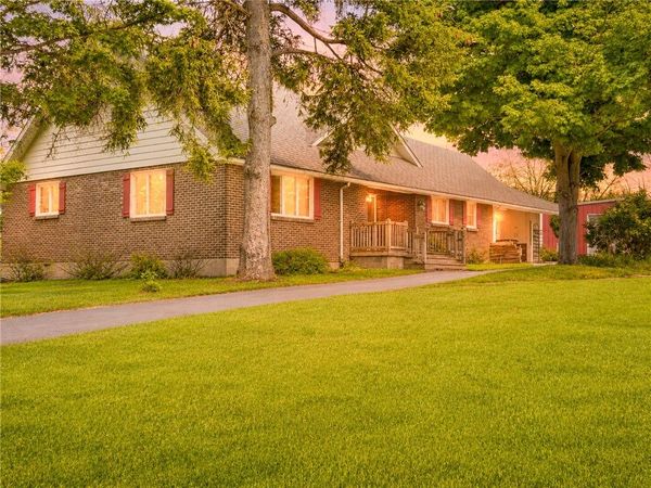 7084 N Street Road , Auburn, NY 13021