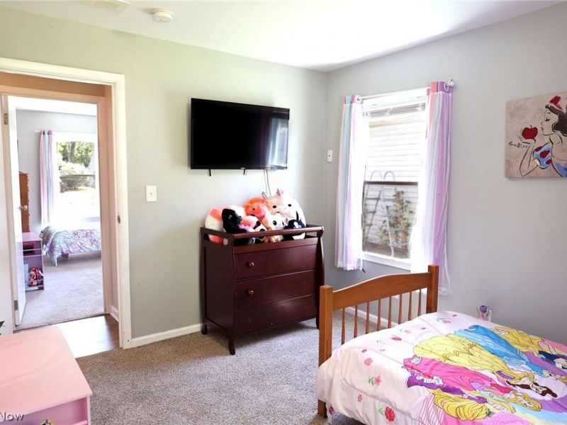556 Keys Drive, Elyria, OH 44035 Photo 7