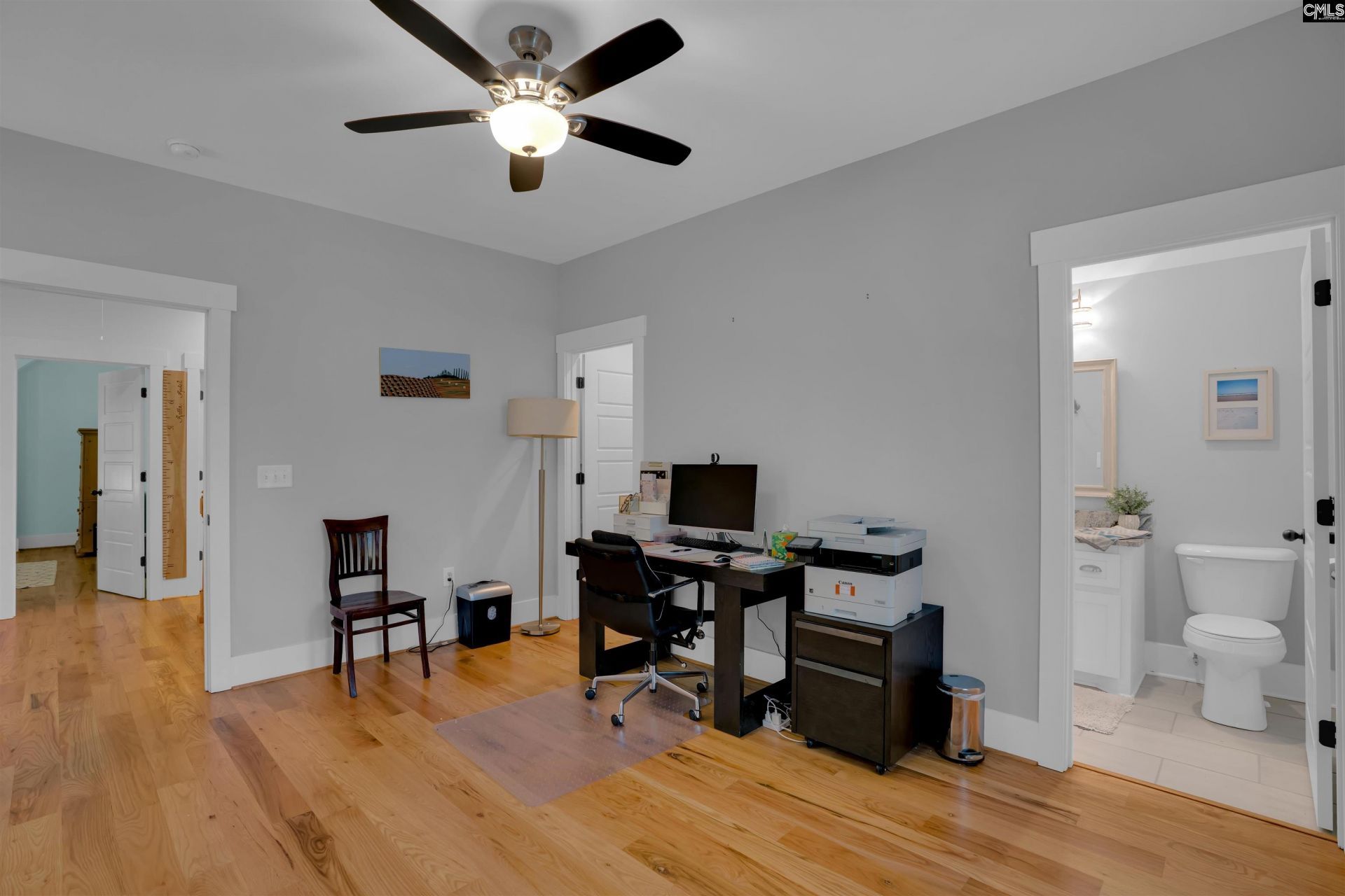 4505 Sandy Ridge Road  Photo 17