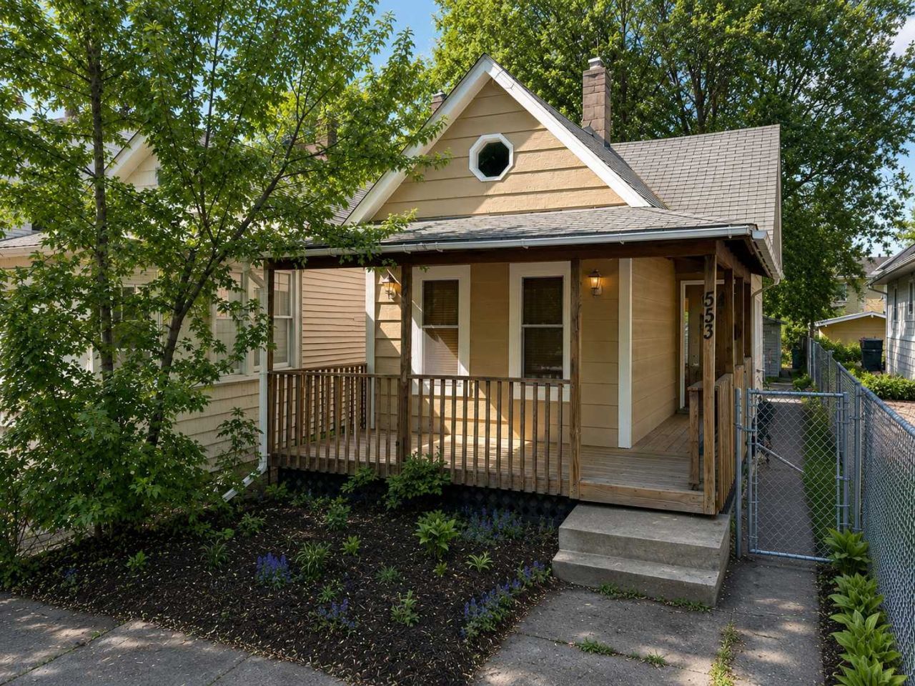 553 Blair Avenue Saint Paul, MN 55103