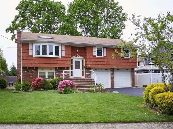 2647 Saw Mill Road , North Bellmore, NY 11710
