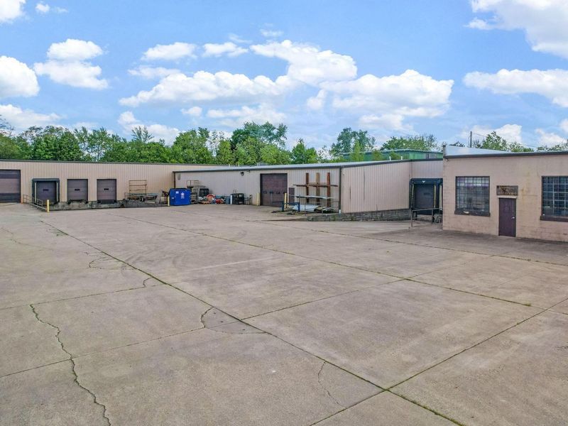 2591 Harrison Road , Columbus, OH 43204 Photo 21