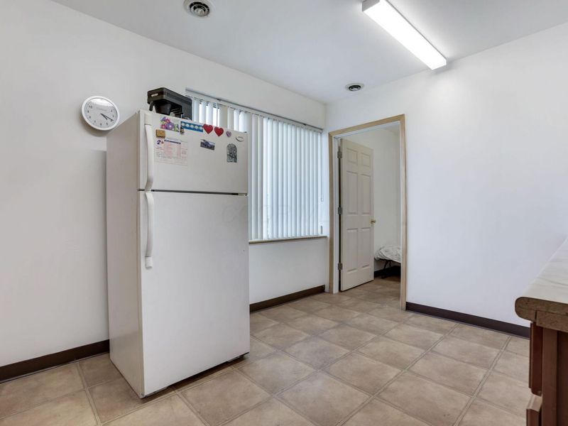 2591 Harrison Road , Columbus, OH 43204 Photo 71