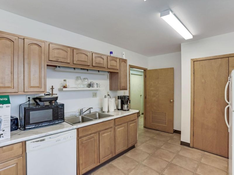 2591 Harrison Road , Columbus, OH 43204 Photo 74