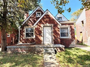 10897 Lakepointe Street, Detroit, MI 48224