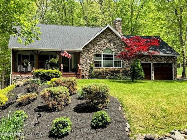 219 Owego Drive, Hazleton, PA 18202