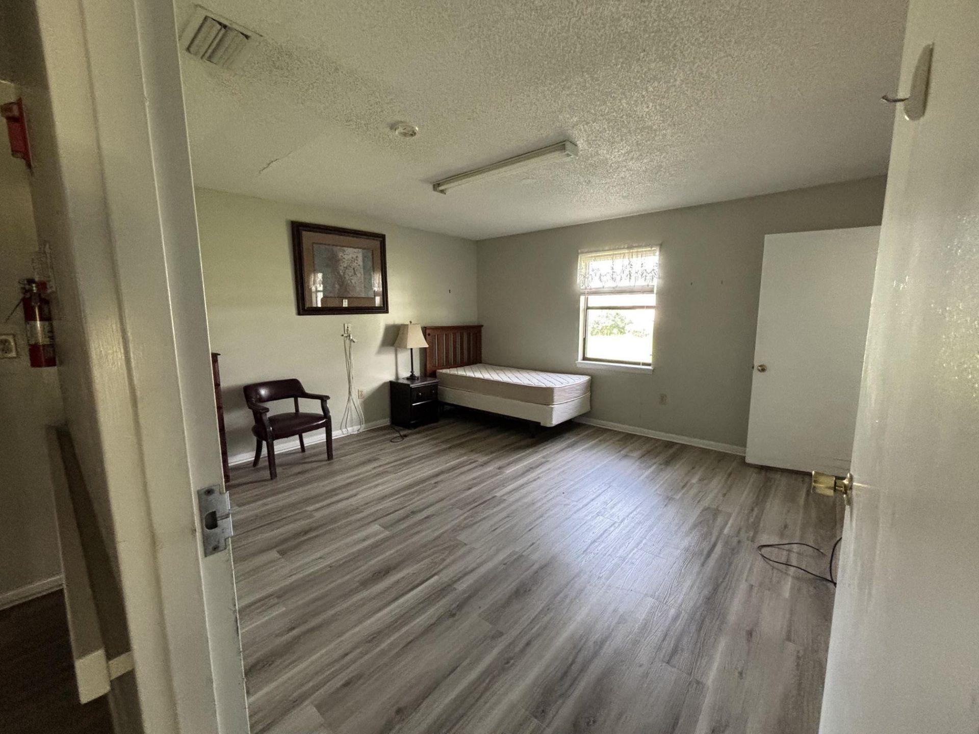 855 NE Delphinium Drive , Lee, FL 32340 Photo