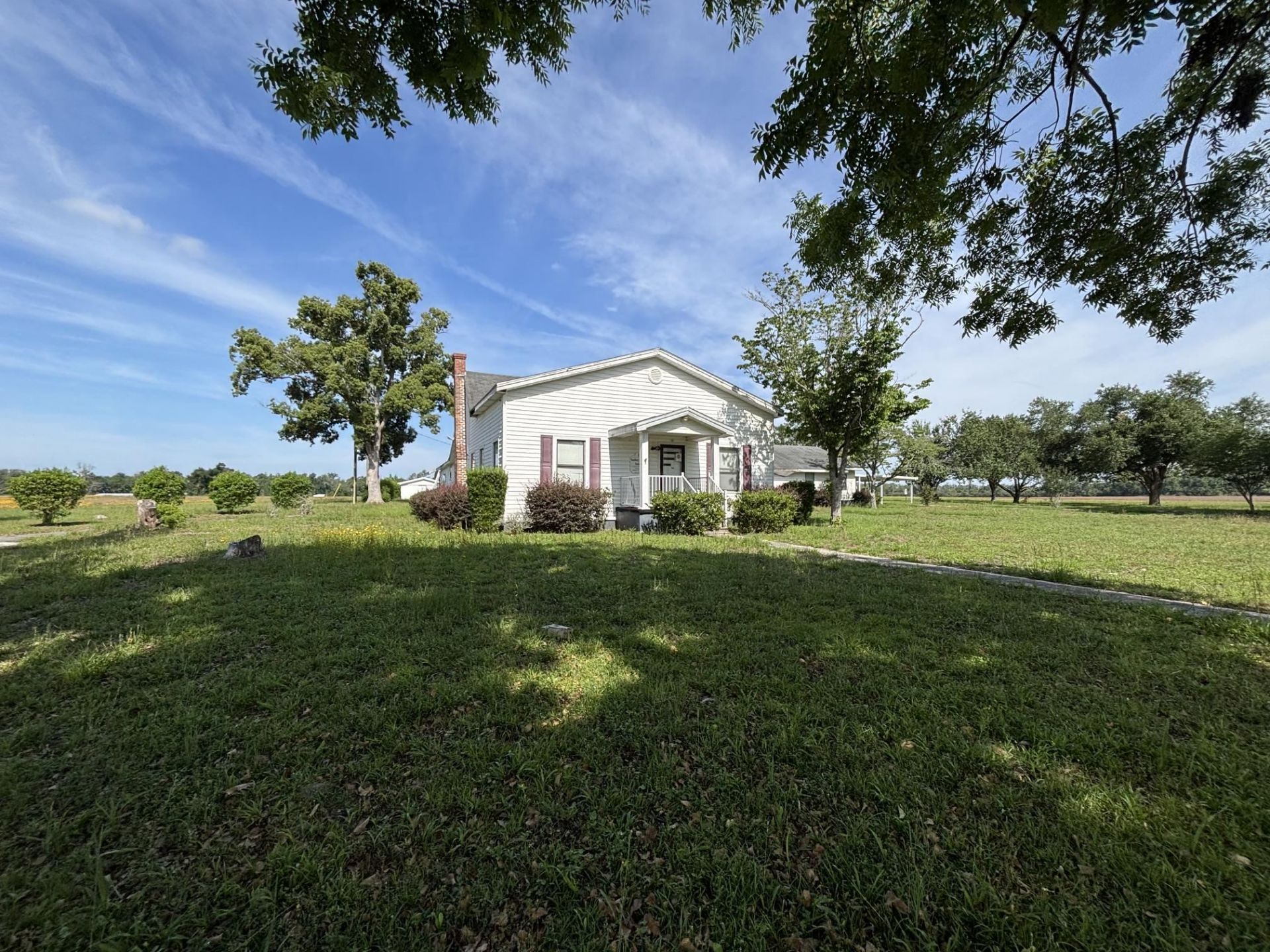 855 NE Delphinium Drive , Lee, FL 32340 Photo