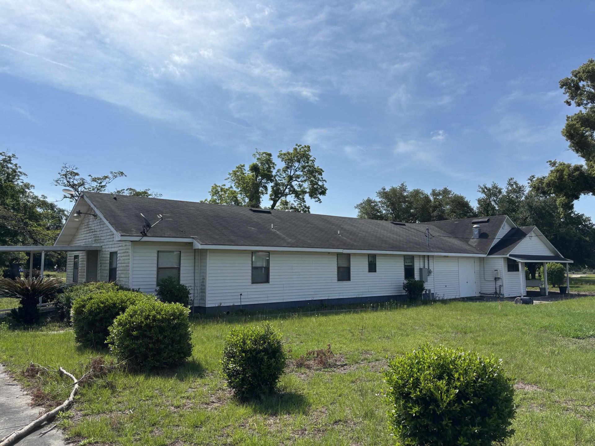 765 NE Delphinium Drive , Lee, FL 32340 Photo
