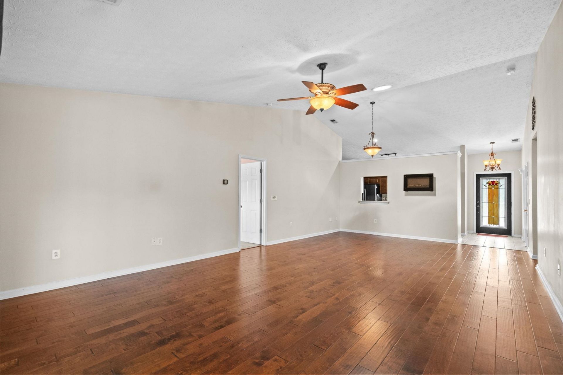 2783 Sanctuary Blvd.  Photo 13