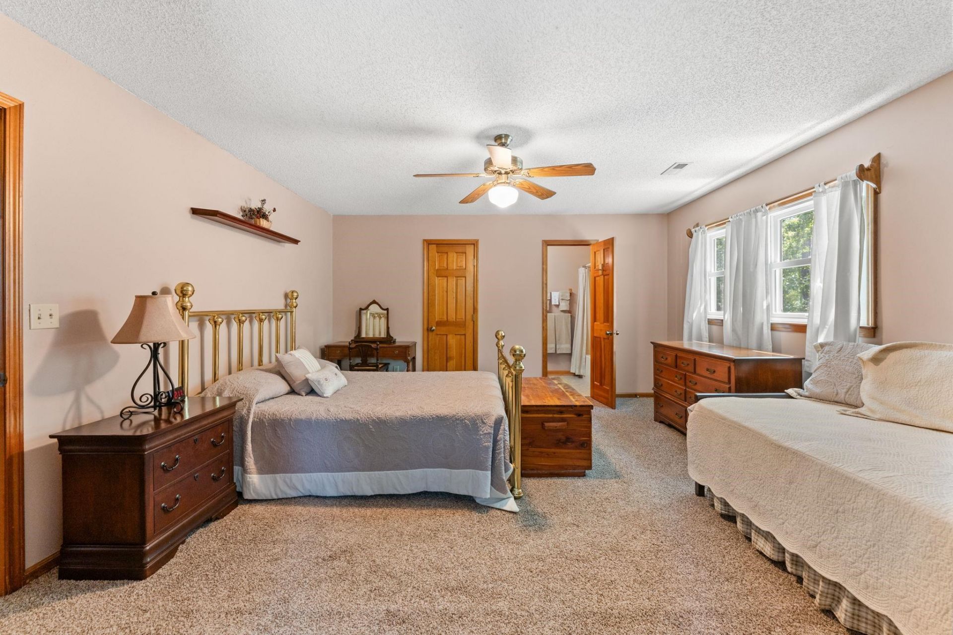 1768 Holly Ridge Dr.  Photo 17