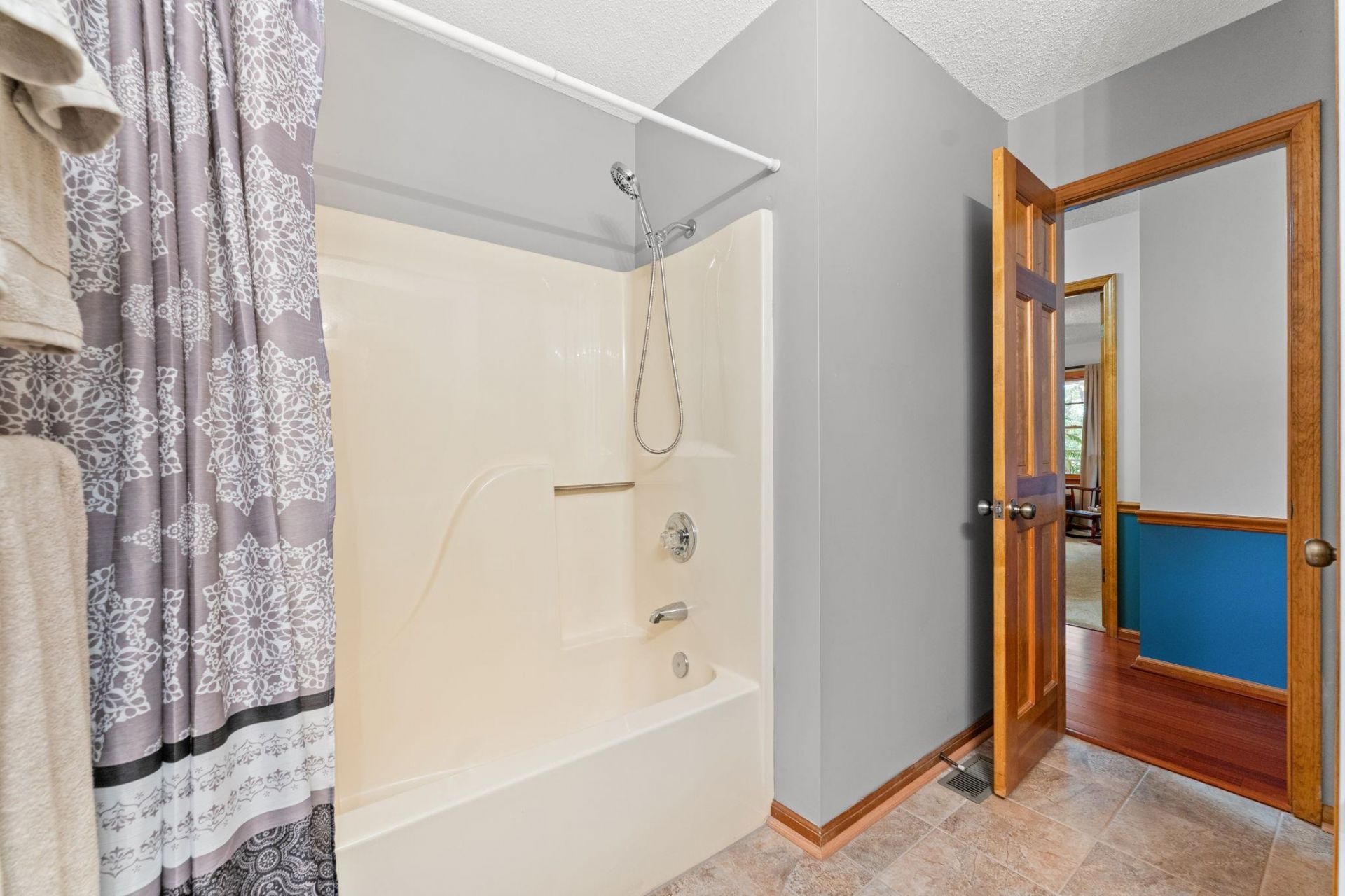 1768 Holly Ridge Dr.  Photo 21