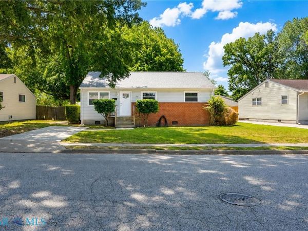 1532 Adams Circle , Hampton, VA 23663