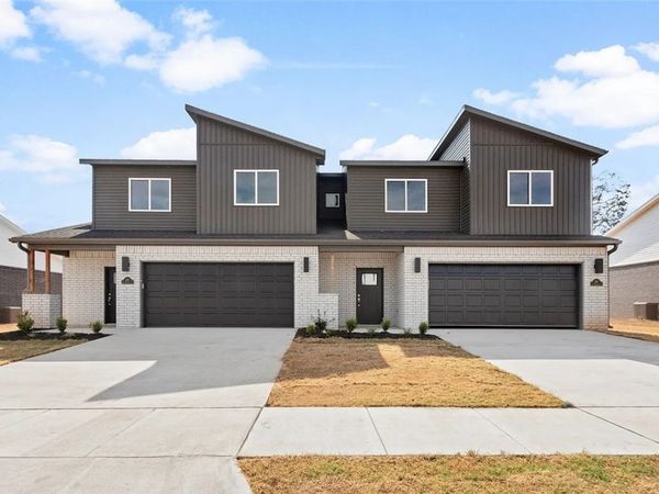 718 Sun Meadows Loop , Centerton, AR 72719
