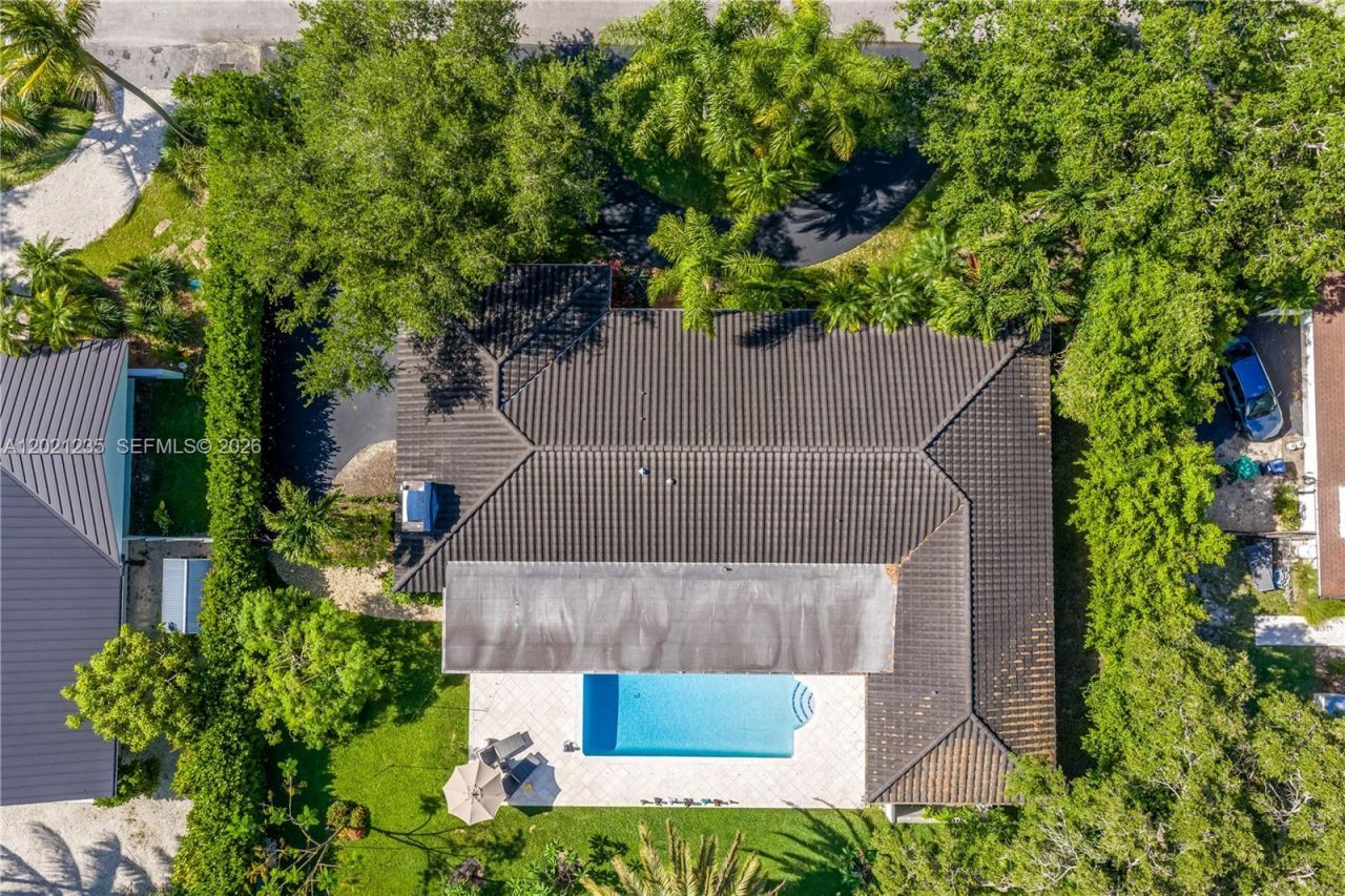 7844 SW 179th Ter, Palmetto Bay, FL 33157 Photo