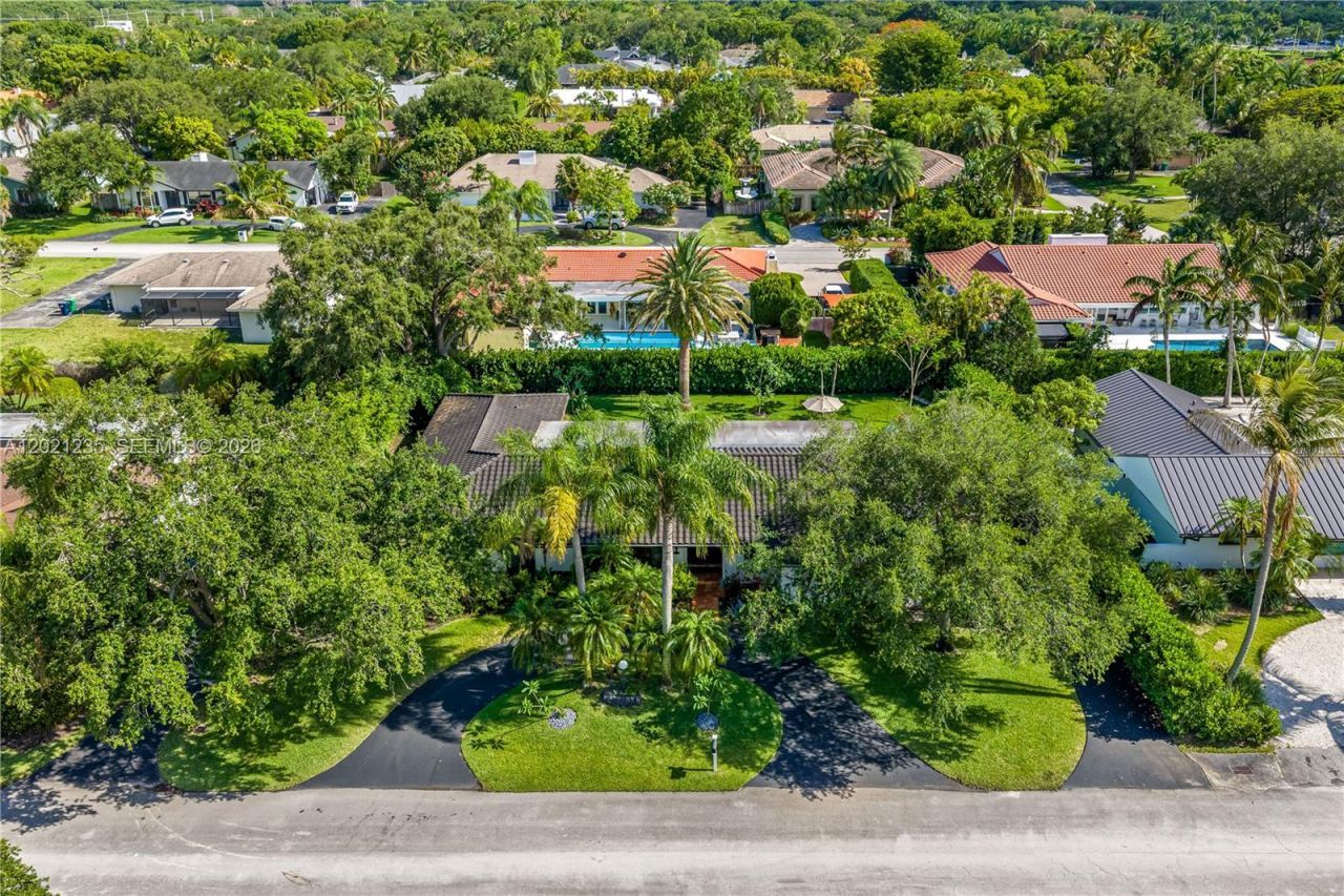 7844 SW 179th Ter, Palmetto Bay, FL 33157 Photo