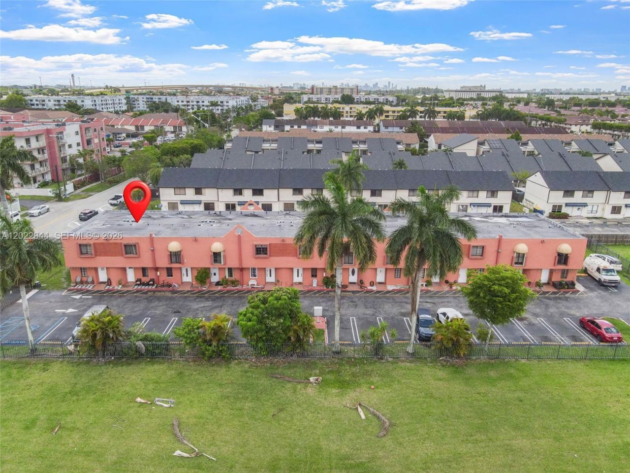 8454 NW 8th St , Unit 2, Miami, FL 33126 Photo