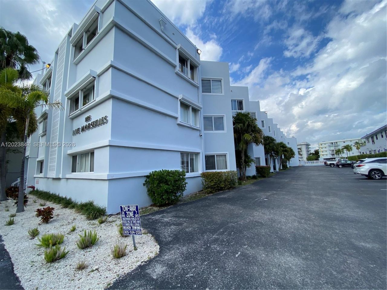 1185 Marseille Dr , Unit 103, Miami Beach, FL 33141 Photo