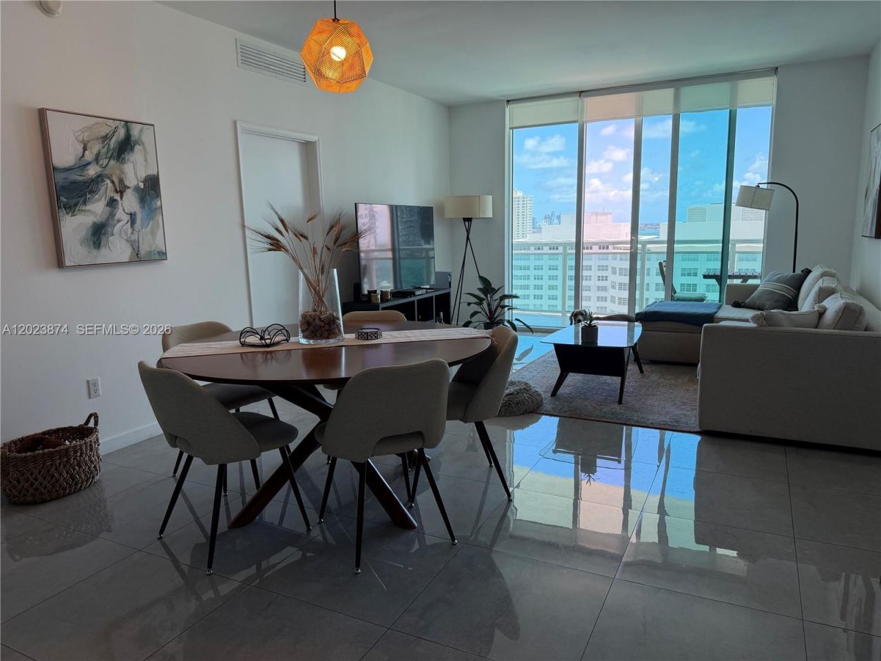 951 Brickell Ave , Unit 2006, Miami, FL 33131 Photo