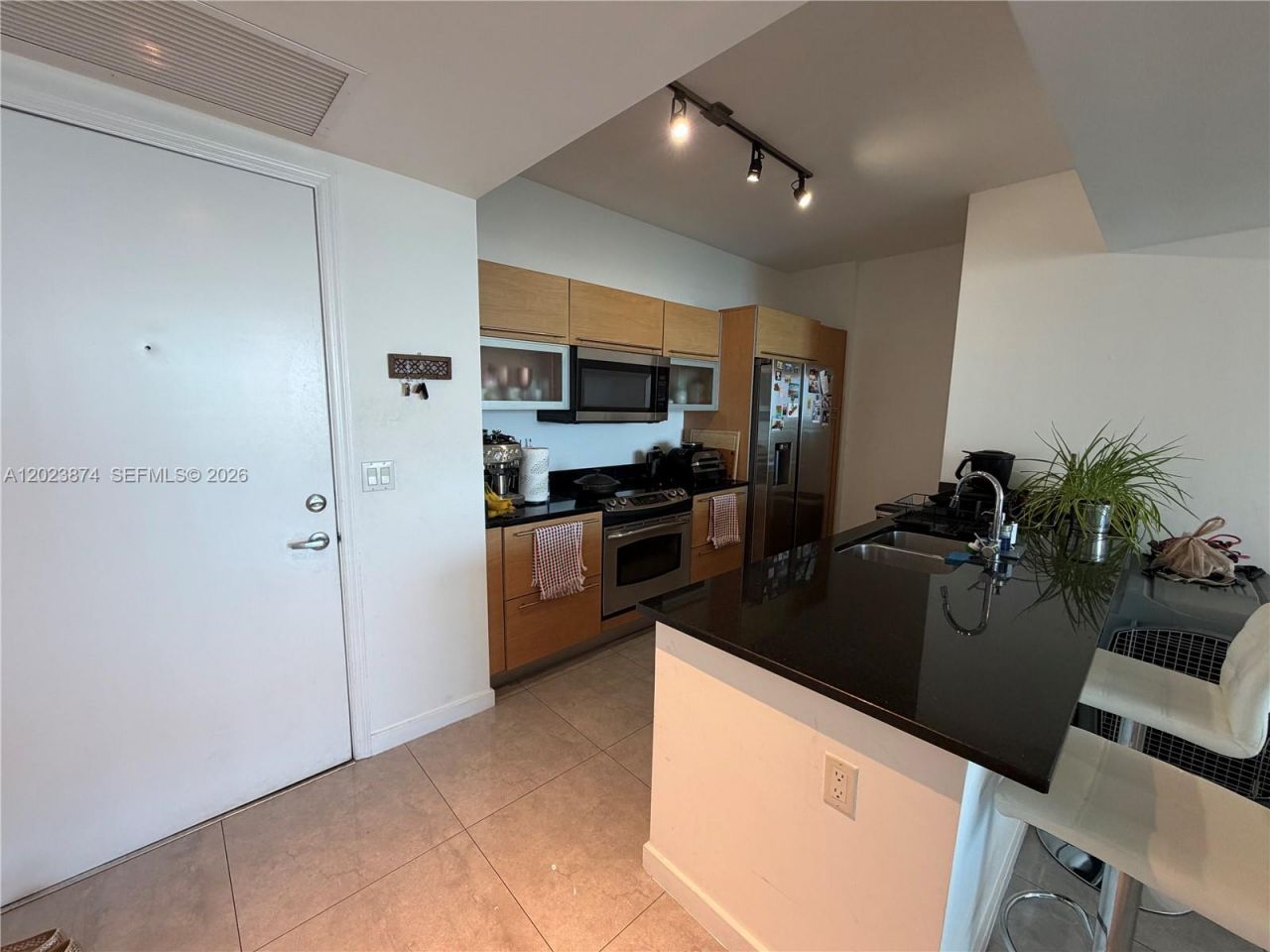 951 Brickell Ave , Unit 2006, Miami, FL 33131 Photo