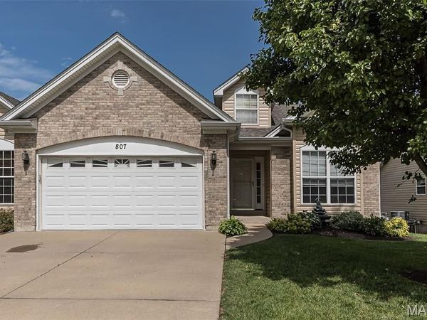 807 Elaine Drive, O'Fallon, MO 63366