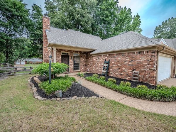 1456 WOOD TRAIL CIR, Memphis, TN 38016