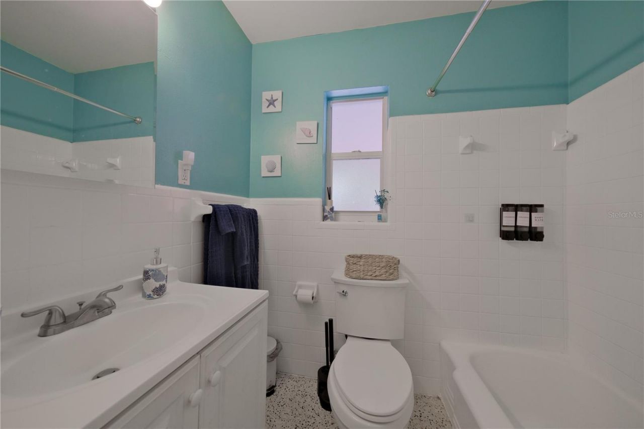 993 Gary Street, Unit A & B, Sarasota, FL 34234 Photo
