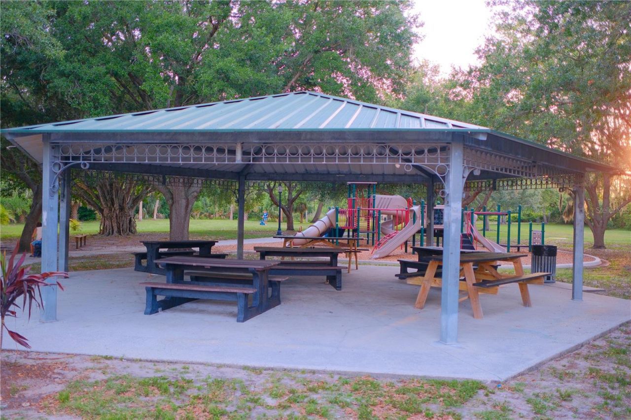 993 Gary Street, Unit A & B, Sarasota, FL 34234 Photo