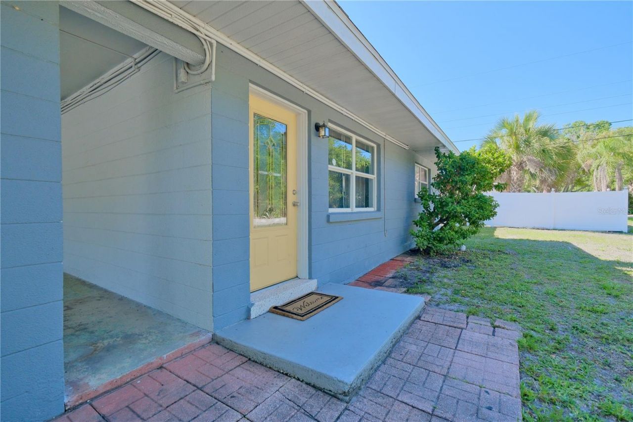 993 Gary Street, Unit A & B, Sarasota, FL 34234 Photo