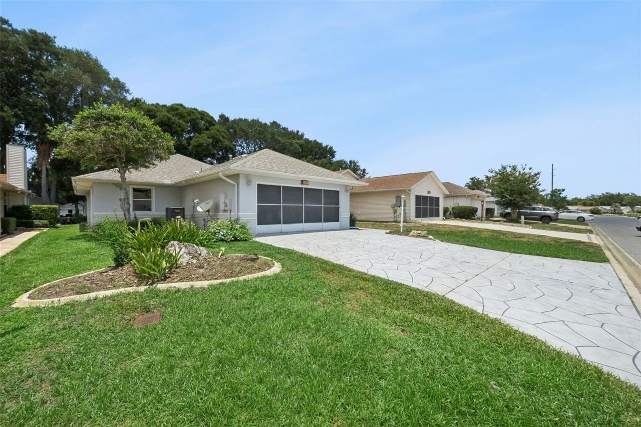 5503 Laver Street , Leesburg, FL 34748 Main Photo