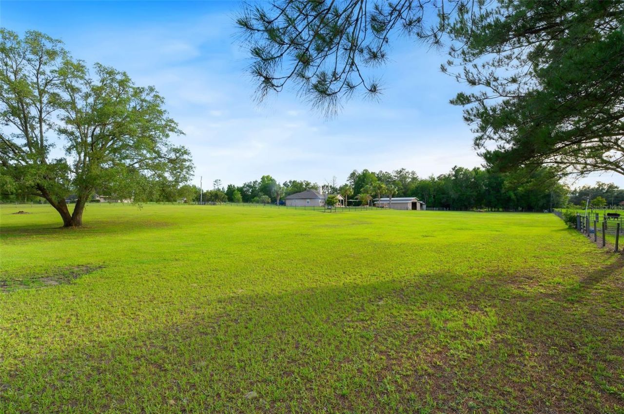 6739 SE 67th Court, Trenton, FL 32693 Photo