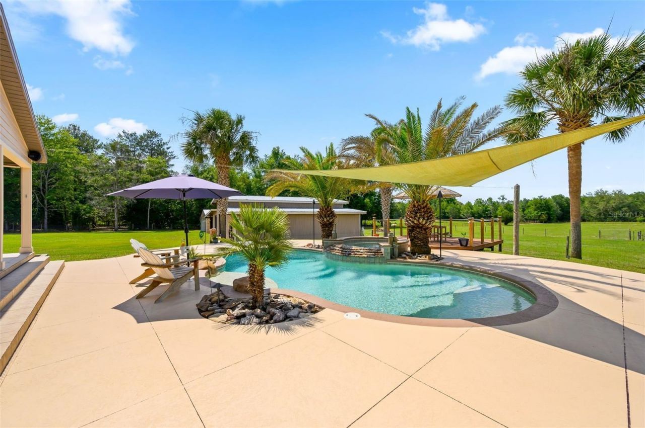 6739 SE 67th Court, Trenton, FL 32693 Photo