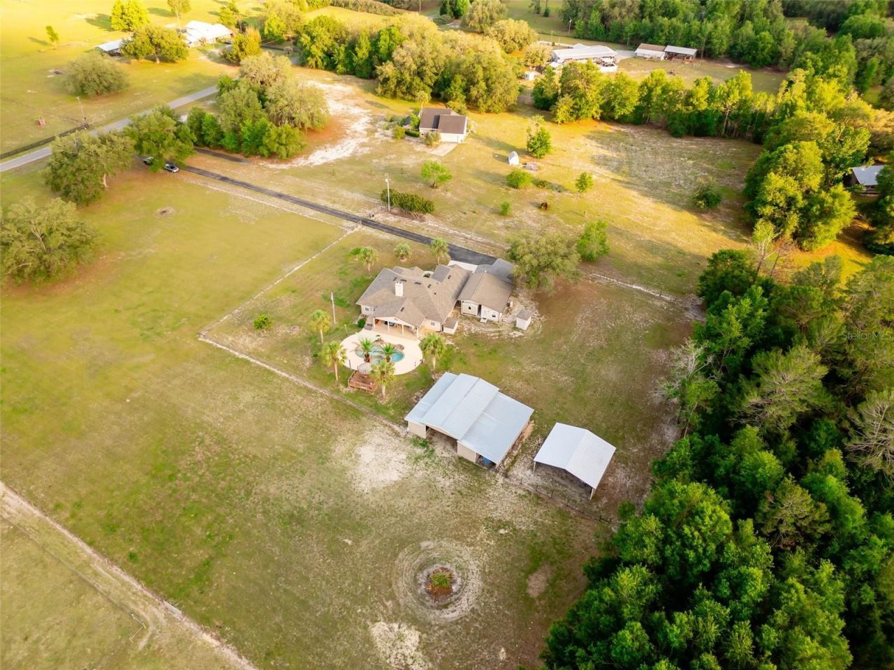 6739 SE 67th Court, Trenton, FL 32693 Photo