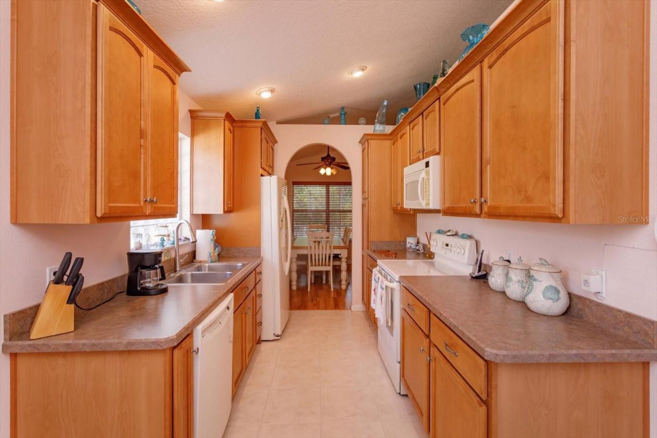 148 Lakeside Circle , Sanford, FL 32773 Photo