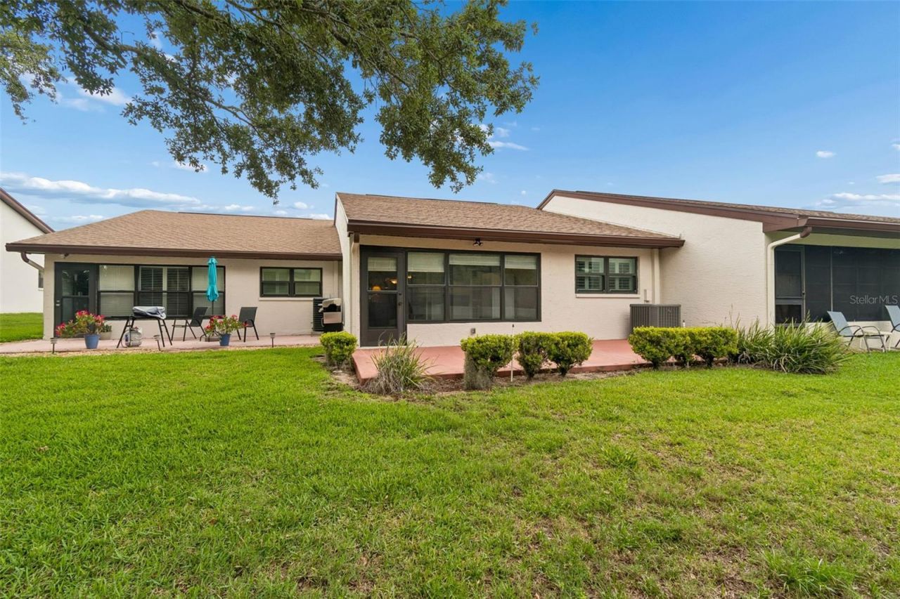 7823 Radcliffe Circle , Port Richey, FL 34668 Photo