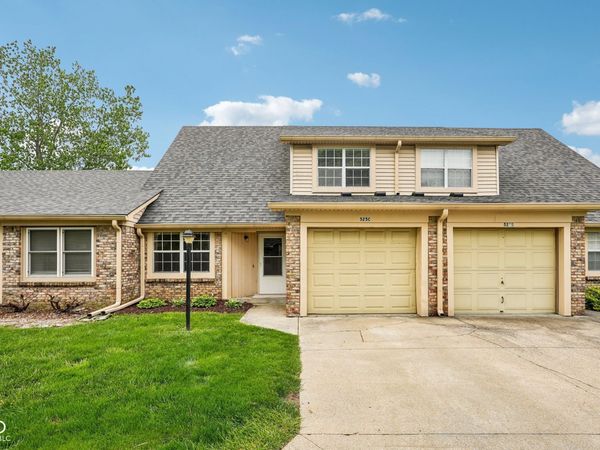 525 Paradise Way E, Unit C, Greenwood, IN 46143