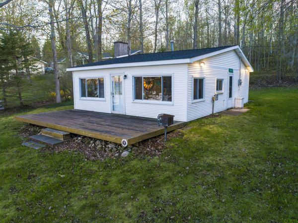 20745 S US-23 Highway, Presque Isle, MI 49777