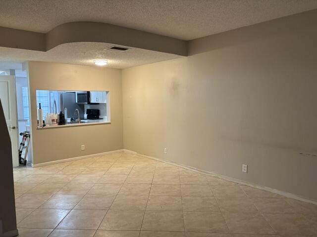 5380 Jubilee Way, Unit 200, Margate, FL 33063 Photo