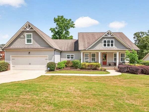 1830 Hidden Creek Drive, Hoschton, GA 30548