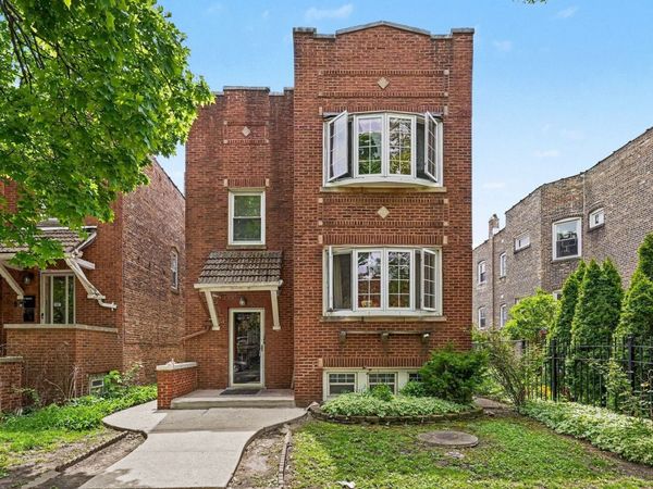5005 W Altgeld Street , Chicago, IL 60639