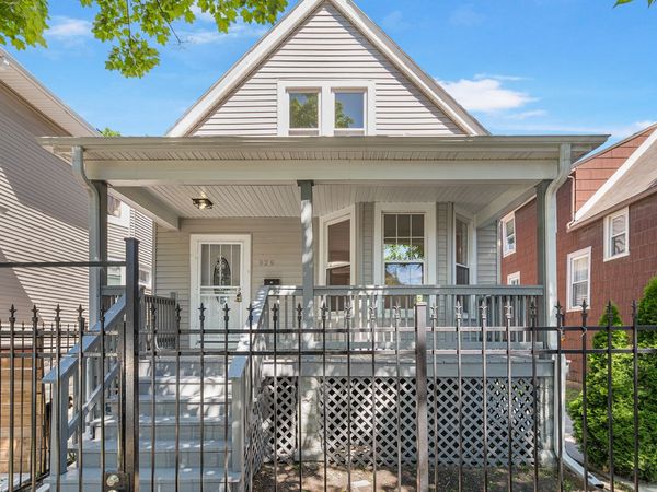 929 N Latrobe Avenue , Chicago, IL 60651