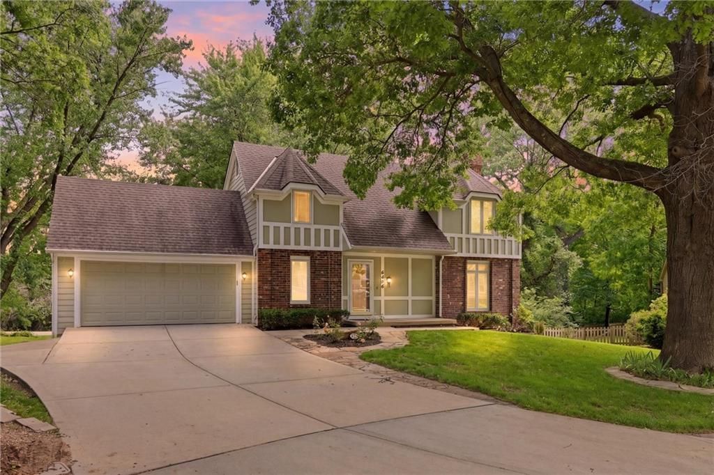 9606 N Charlotte Street, Kansas City, MO 64155 Main Photo