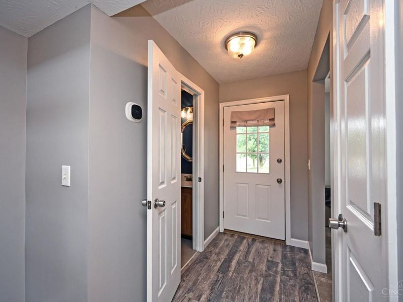 4172 E Village Drive, Mason, OH 45040 Photo 10