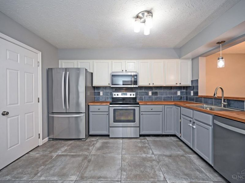 4172 E Village Drive, Mason, OH 45040 Photo 15
